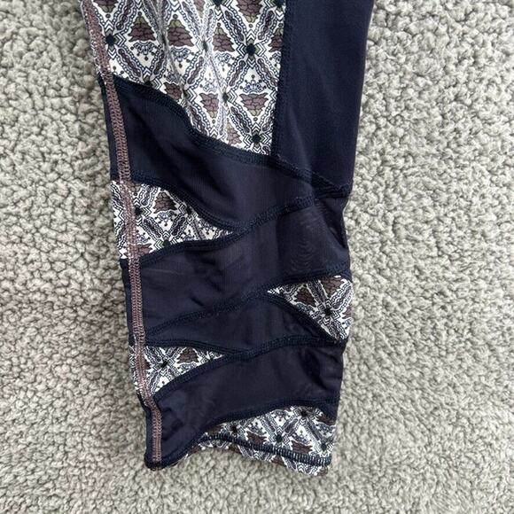 Athleta Leggings Women's Size Medium Yoga Pants Mesh See Through Legs - Picture 3 of 14